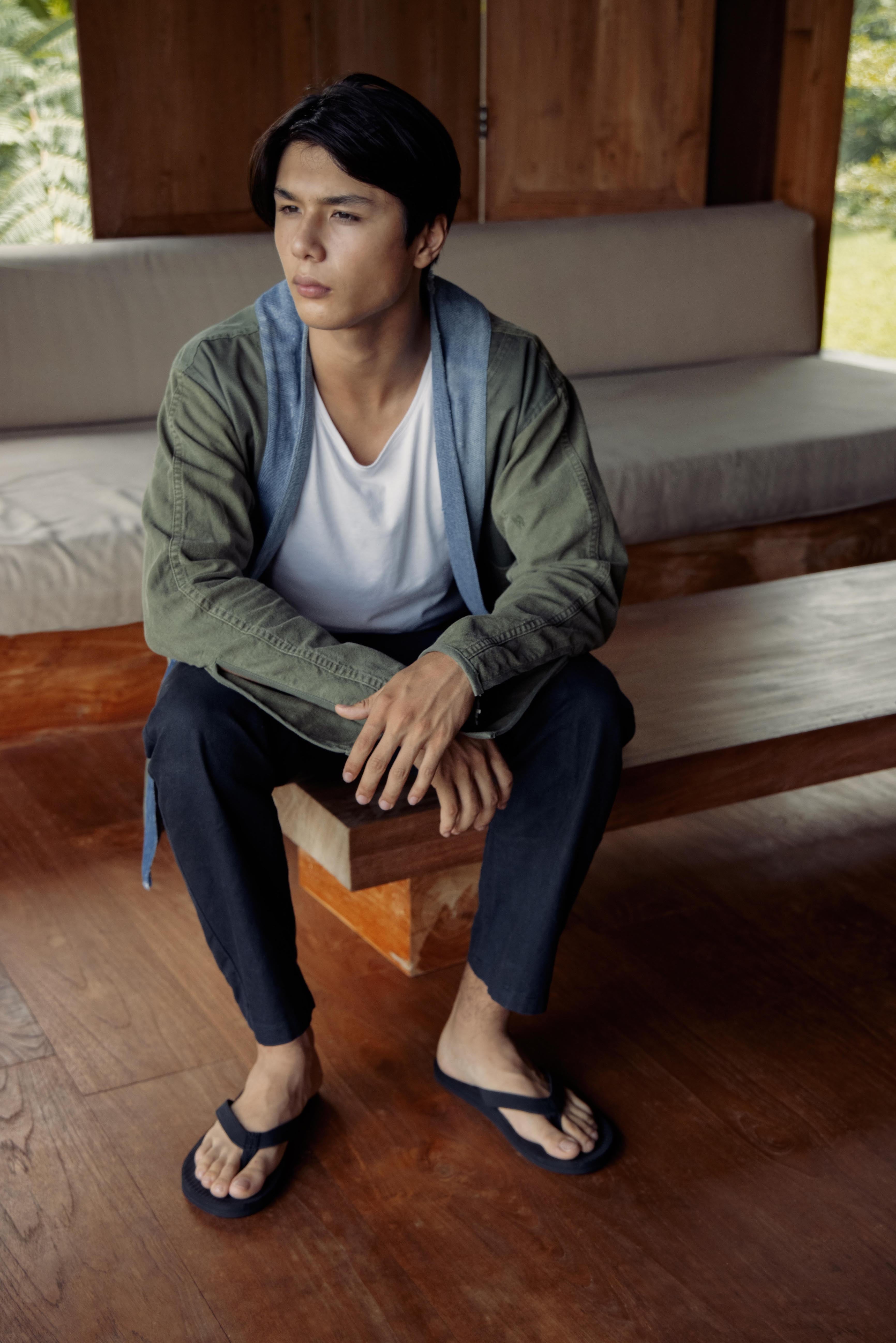 Mens Flip Flops - Black