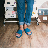 Men's ESSNTLS Slide Shore