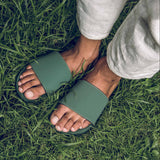 Men's ESSNTLS Slide Leaf