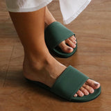 Women's ESSNTLS Slide Leaf